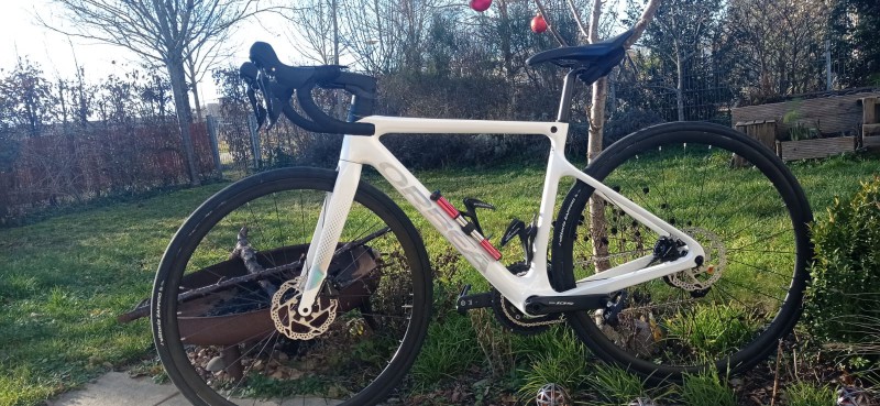 Vélo de course volé à Dijon, rue Nodot