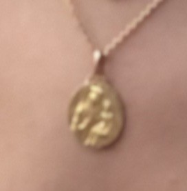 Perdu médaille en or double face