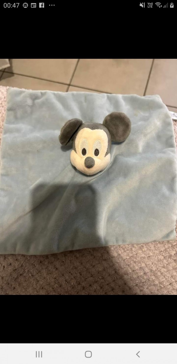 Perdu doudou Mickey bleu