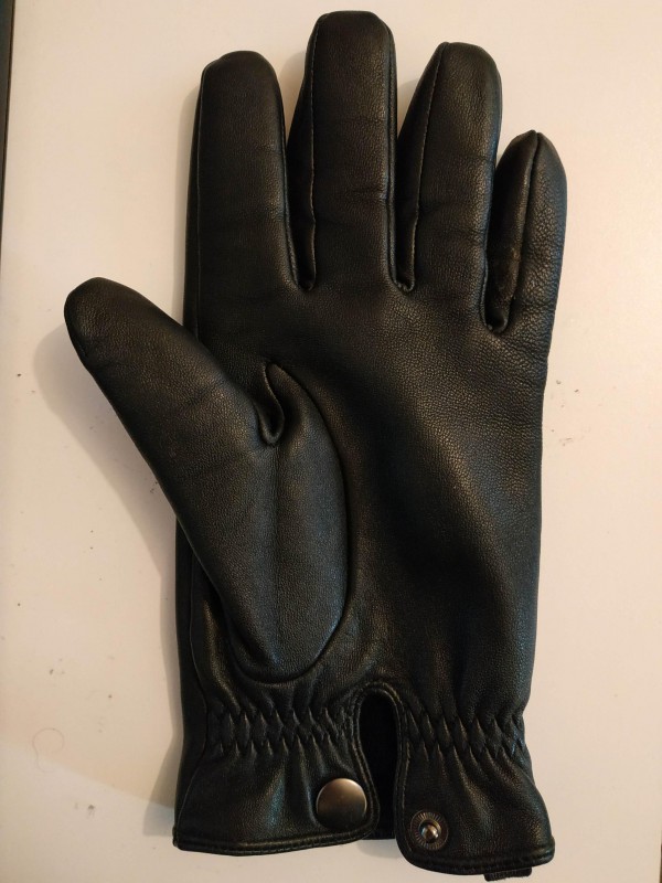 Perdu gant cuir homme main droit