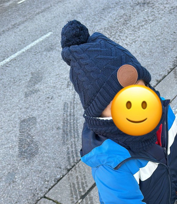 Perdu bonnet enfant bleu marine