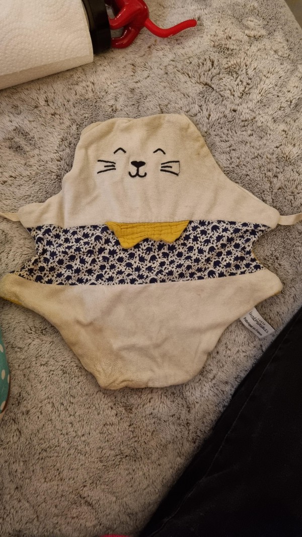Doudou plat chat galerie lafayette Paris