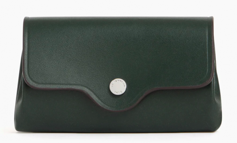 Petit porte monnaie Le Tanneur bleu clair perdu à Etrembières - centre commercial