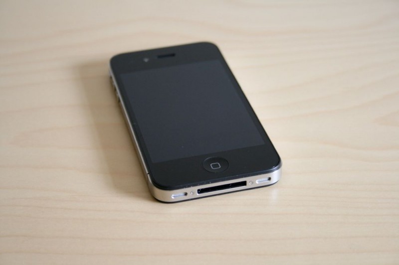 iPhone 4 perdu dans le bue 35 à proximité de gare du nord
