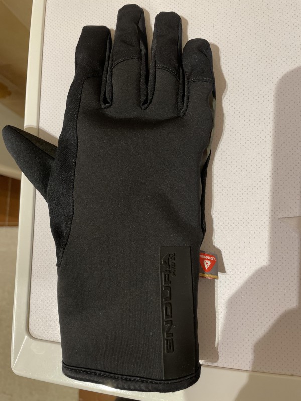 Gant gauche ENDURA taille S La Clusaz