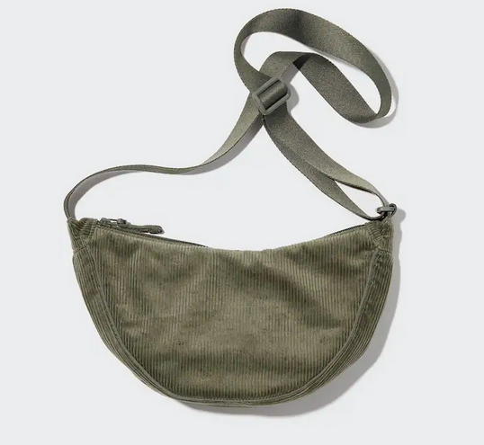 Perdu sac banane uniqlo vert kaki