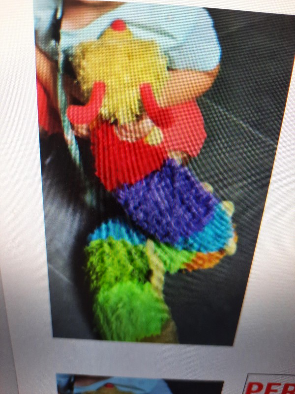 Perdu doudou chenille colorée