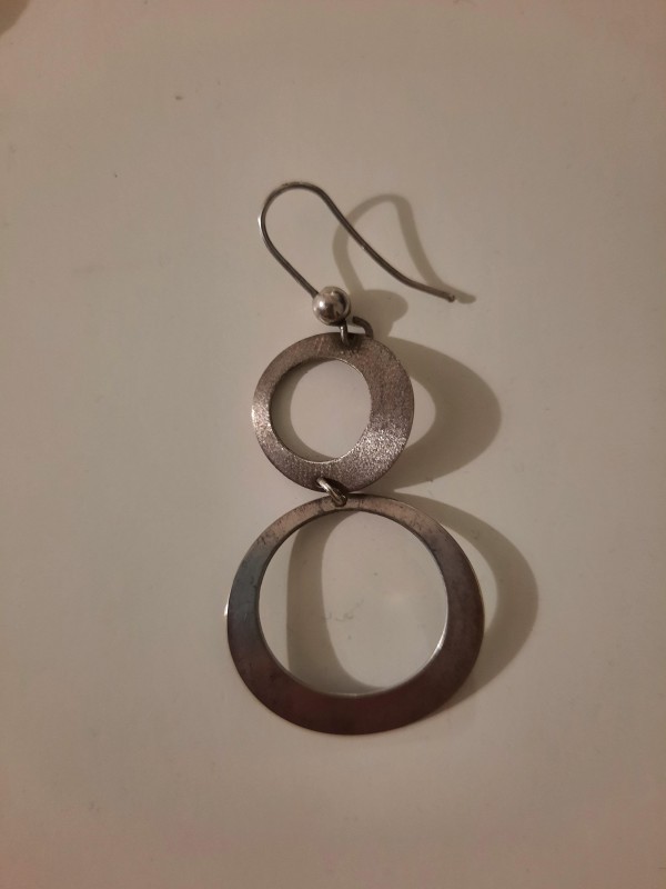 Boucle d'oreille pendante en argent