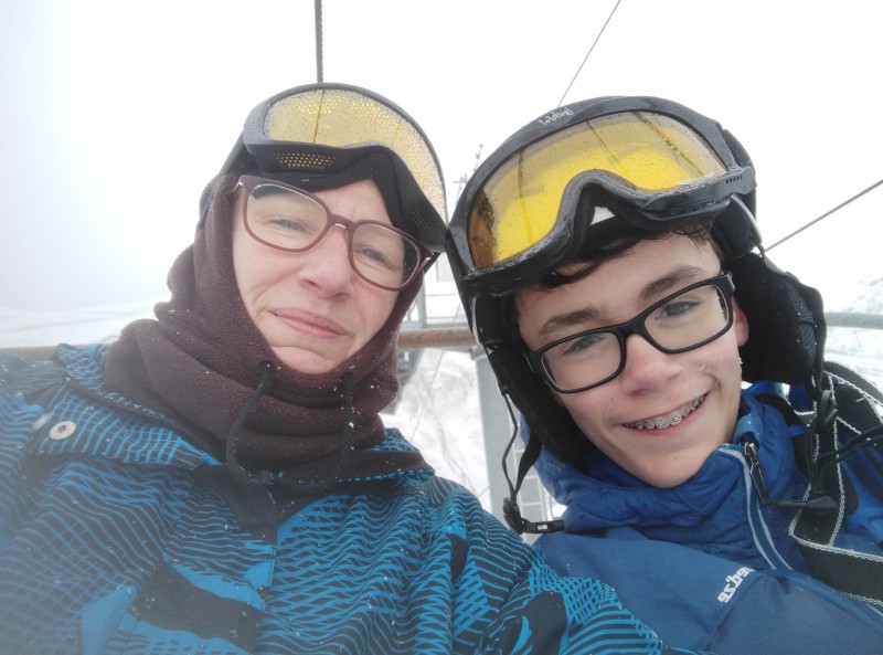 Lunette de vue Rayban rose sur la piste Escalette