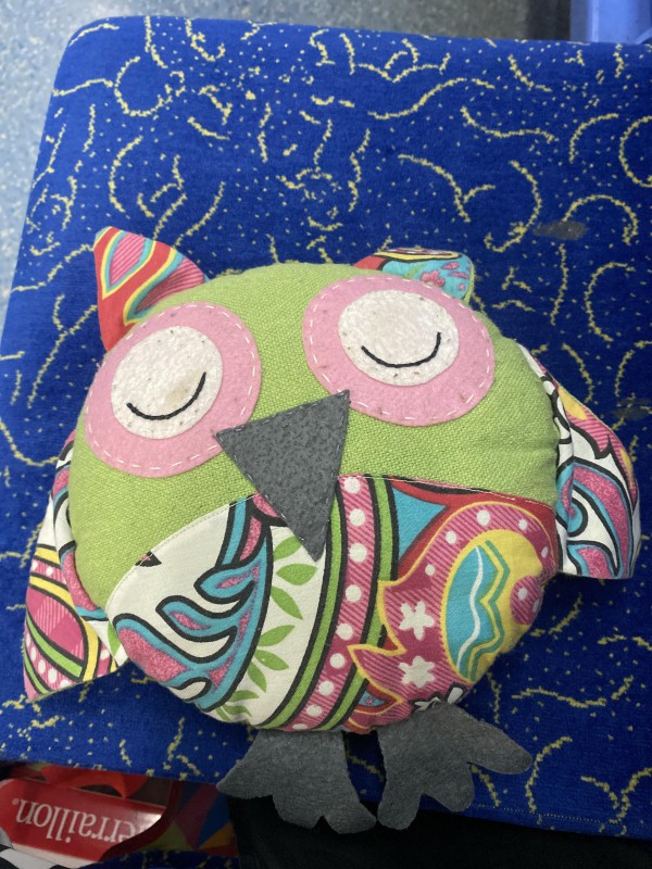 Peluche - doudou chouette bariolée