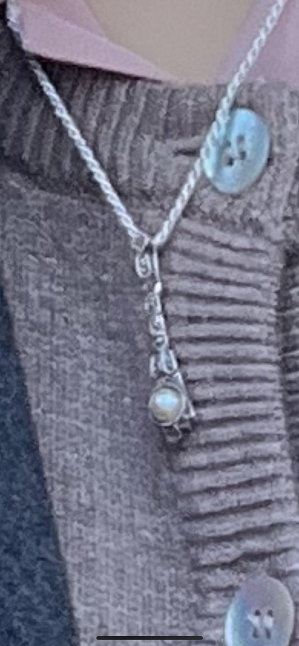 Pendentif argent avec perle blanche
