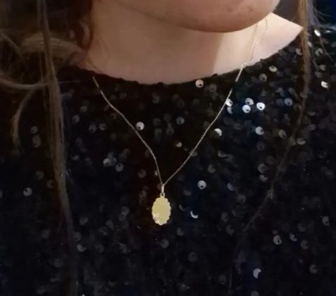 Collier or de naissance